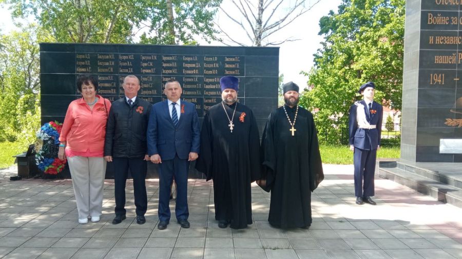 09 мая 2023 в День Победы ВОВ у Памятника  воинам, погибшим в годы Великой Отечественной войны 1941-1945 гг. состоялся митинг и возложение цветов.